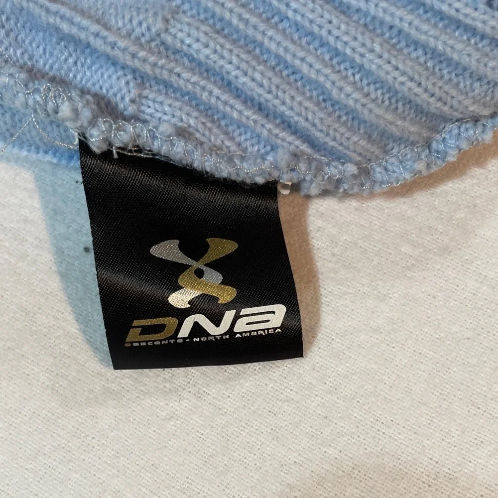 Under Armour Kids Beanie Hat lightweight soft sweat wicking EUC